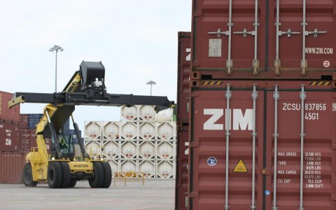 Los sectores industriales no se han resentido de la incertidumbre, pero alertan de que si el conflicto se eterniza los riesgos se disparan. FOTO: CEDIDA.