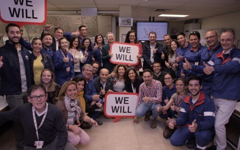 Els treballadors de la planta han celebrat l'anunci de la inversió.