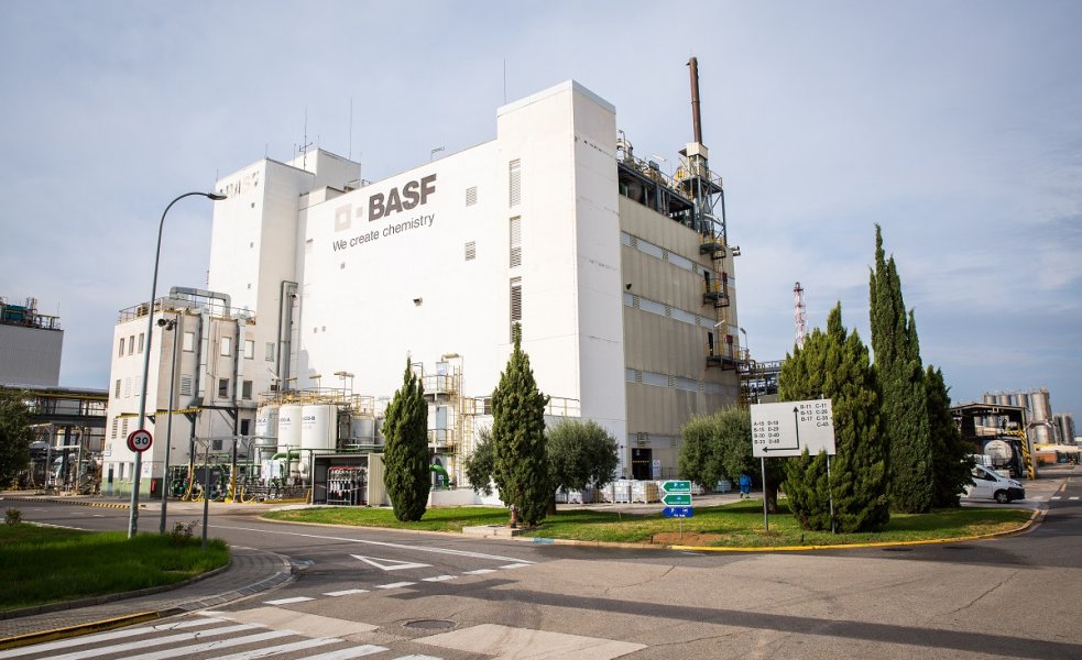 El centre de producció de BASF a La Canonja.
