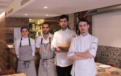L'equip del Ferran Cerro Restaurant. FOTO: XAVI JURIO.
