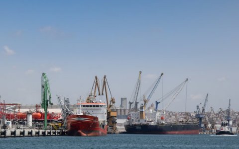 Una imatge d'un dels punts d'exportació de les comarques tarragonines, el Port de Tarragona. FOTO: CEDIDA.