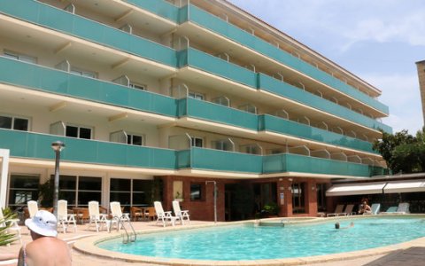 Un hotel de Calafell el 9 de juliol d'enguany. FOTO: ACN.