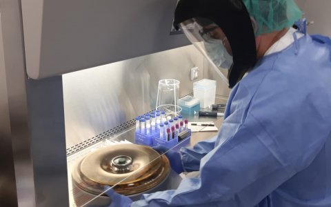 Una imatge d'un investigador de l'IISPV. FOTO: CEDIDA.
