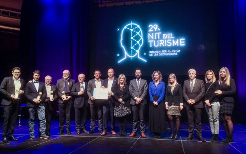 Els premiats al final de la gala de la Nit del Turisme. FOTO: CEDIDA.
