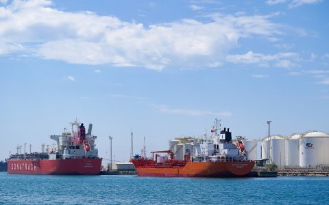 El dinamismo de los sectores industriales como el quimico es una de las tablas de salvación de la economía de Tarragona.